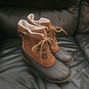 Sorel Women's Winter Trekking Lace II Suede Nubuck Waterproof Duck Boots  Sz 8